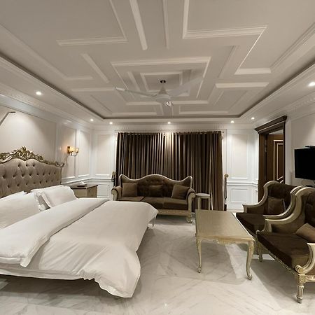 סקרדו Arish Luxury Suites מראה חיצוני תמונה