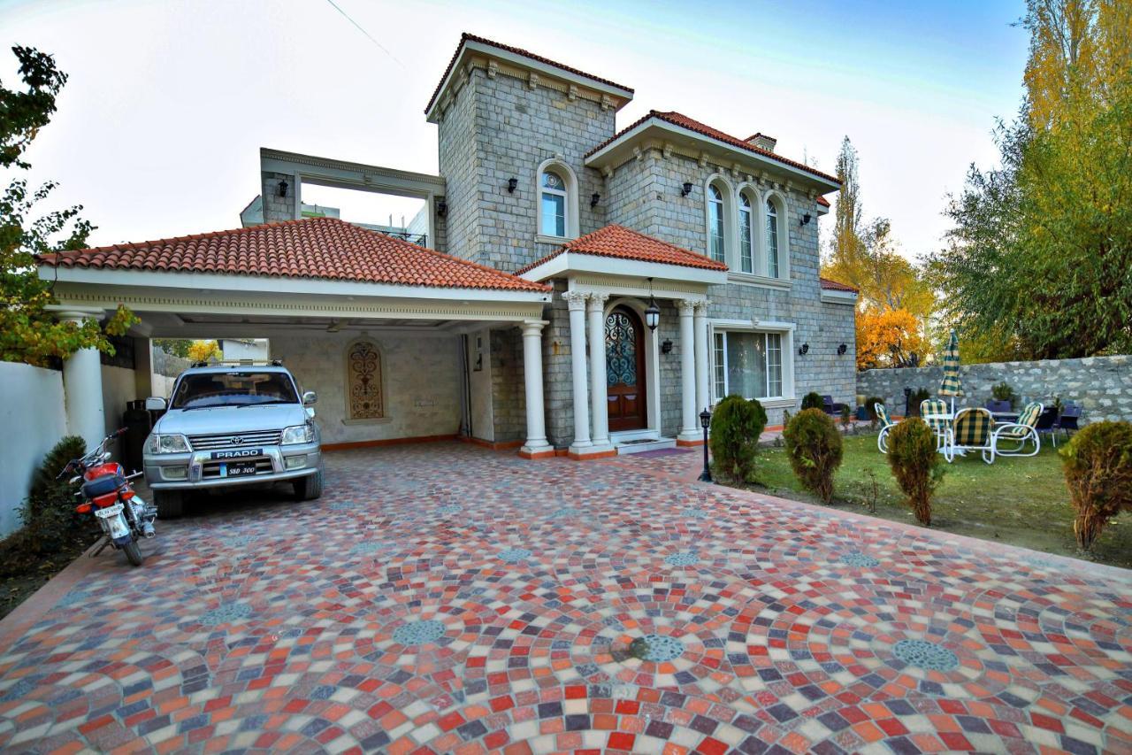 סקרדו Arish Luxury Suites מראה חיצוני תמונה