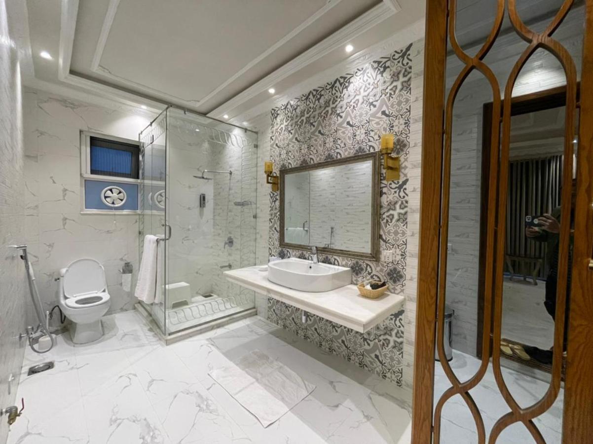 סקרדו Arish Luxury Suites מראה חיצוני תמונה