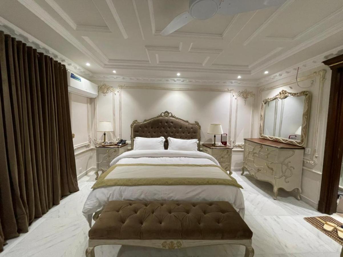 סקרדו Arish Luxury Suites מראה חיצוני תמונה