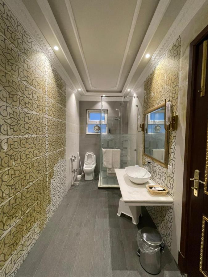 סקרדו Arish Luxury Suites מראה חיצוני תמונה