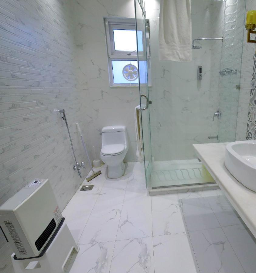 סקרדו Arish Luxury Suites מראה חיצוני תמונה